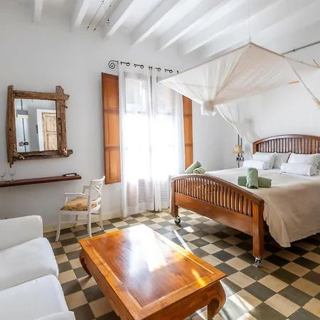 Boutique * Ibiza